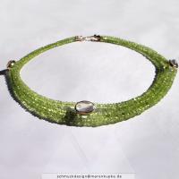 Peridot, Mondstein, Gold