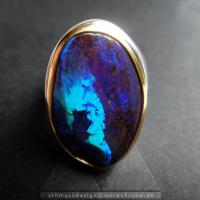 Opal Boulder Solitär Australien