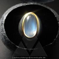 Ceylonmondstein, glassbody blue, Silber, Gold